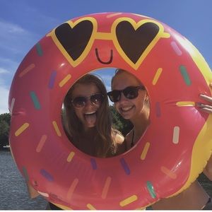 Meet your Posher, Carly